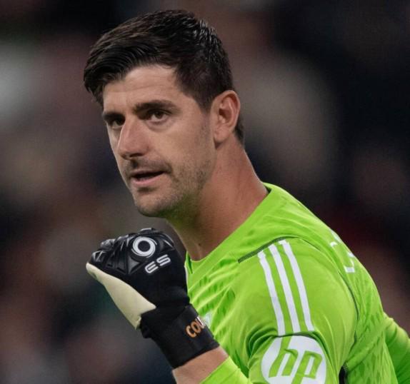 巴西绝杀马德里竞技，库尔图瓦刷新纪录