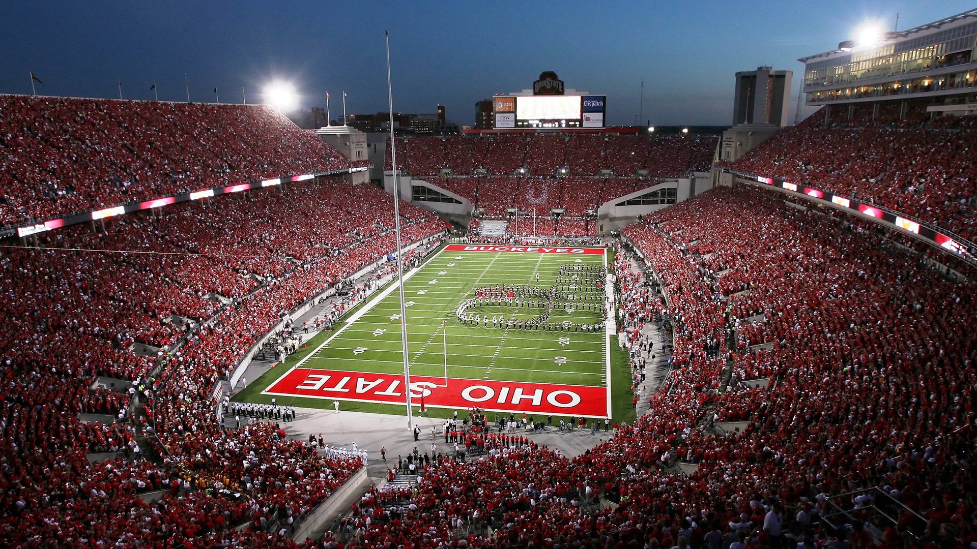 西决生死战焦点下的跨界对决，那不勒斯轻取沙特的启示