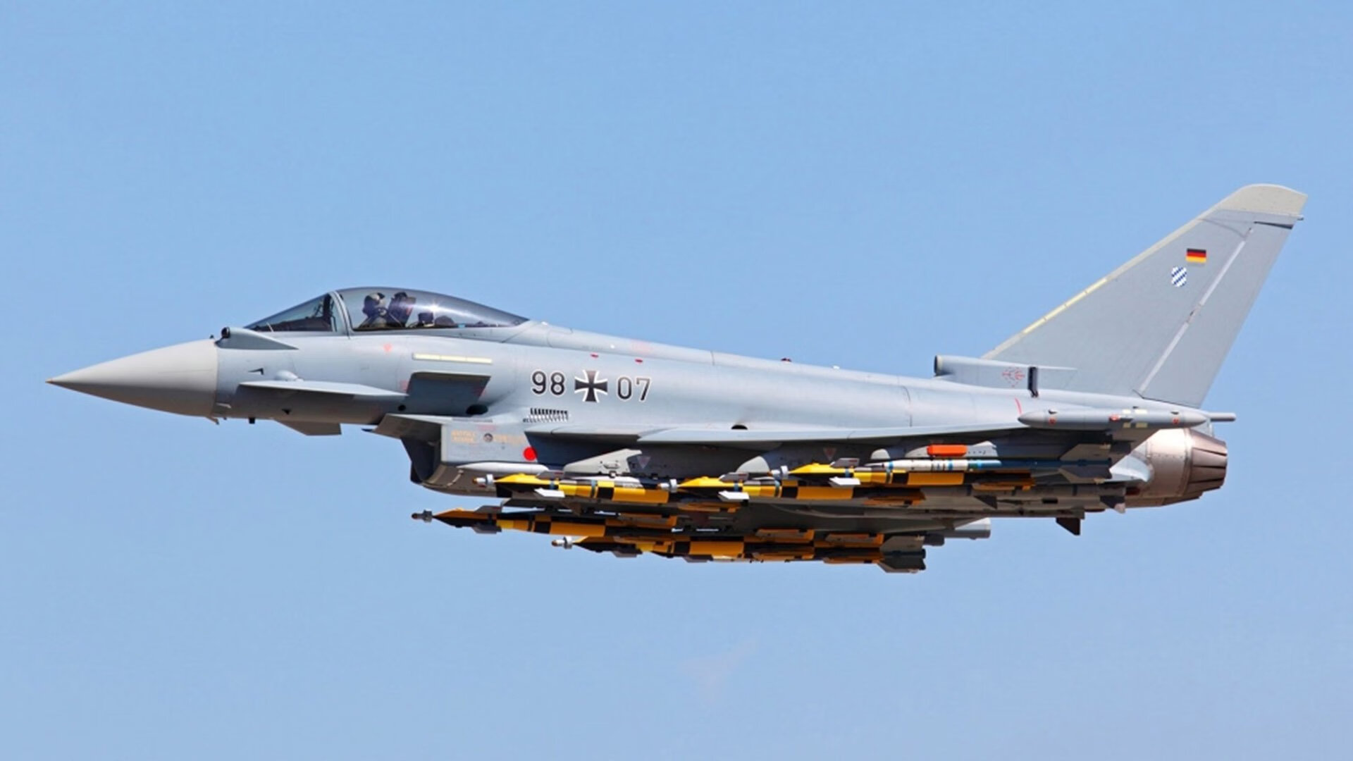 稳如泰山！广东队击败篮网，浓眉个人秀惊艳全场