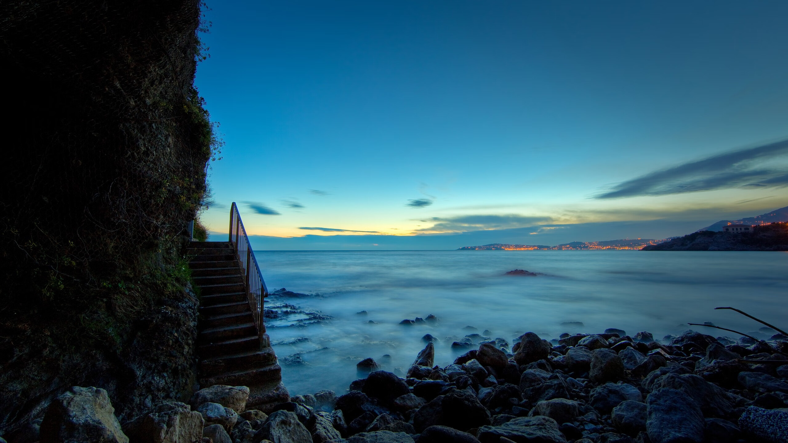 布克爆发震撼全场,费城76人靠成熟掌控力稳稳拿下黄蜂