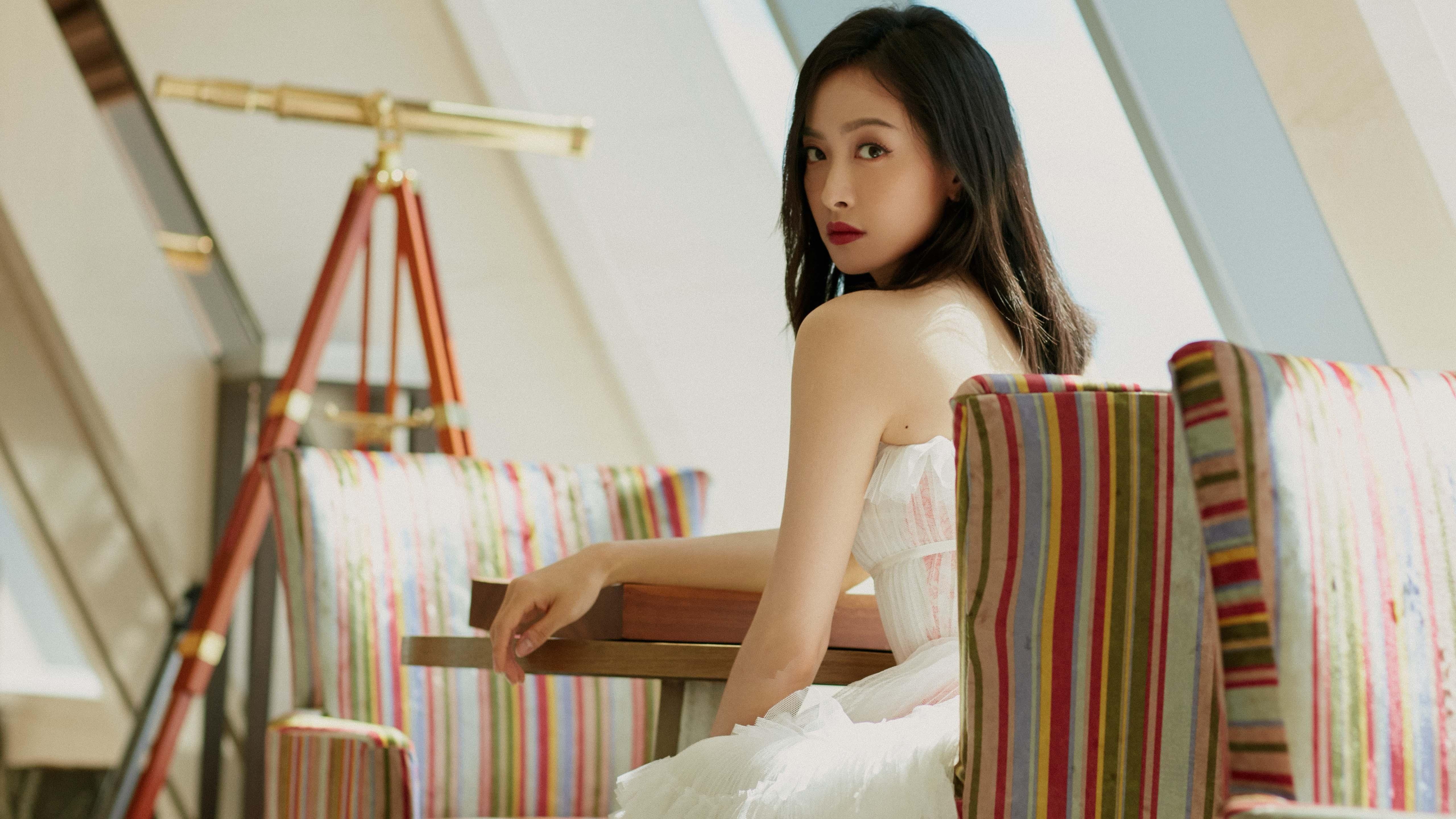 德罗赞利剑出鞘,北境王权不容挑战!