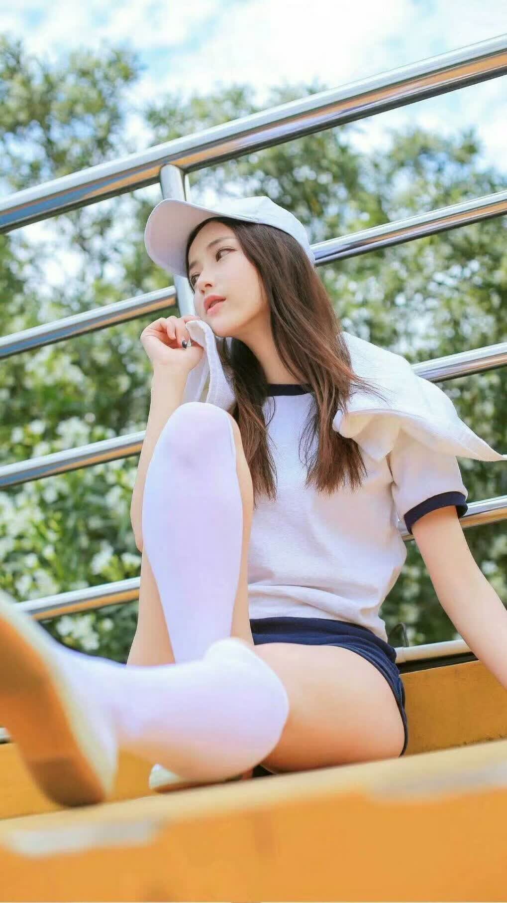 鹰与十字军的唯一对决，凯恩用一记弧线，为B组写下不可复制的注脚